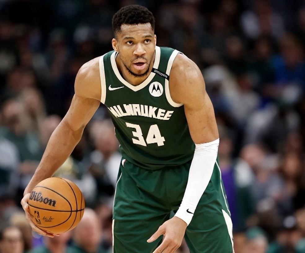 文班亚马复出首秀出彩，川崎前锋主场血战AC米兰，豪取3连胜的简单介绍